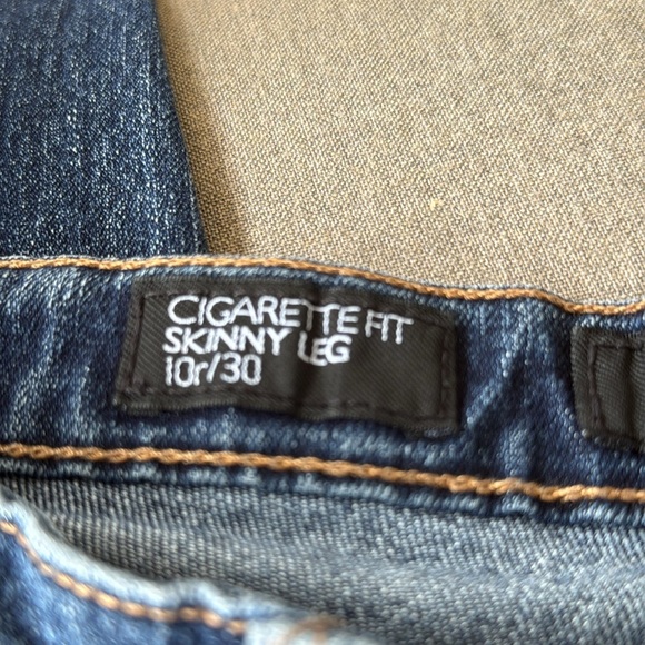 Nine West Cigarette Fit Skinny Leg Blue Jeans - Picture 3 of 4